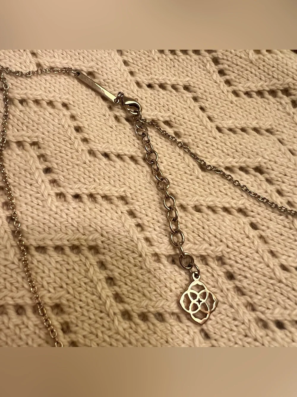 Kendra Scott Elisa Rose Gold Pendant Necklace in Rose Gold Drusy